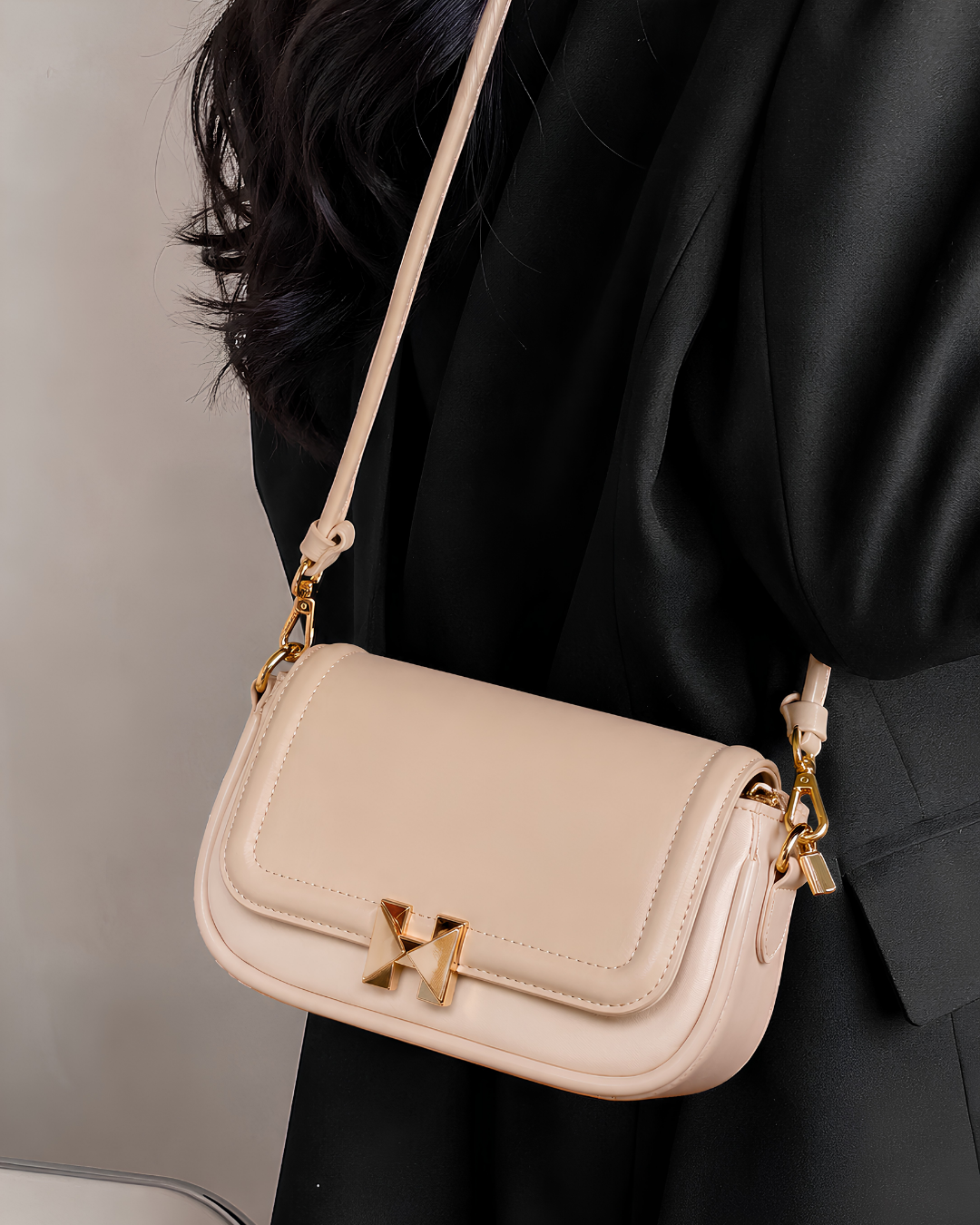 Aurelia Classic Flap Crossbody Shoulder Bag